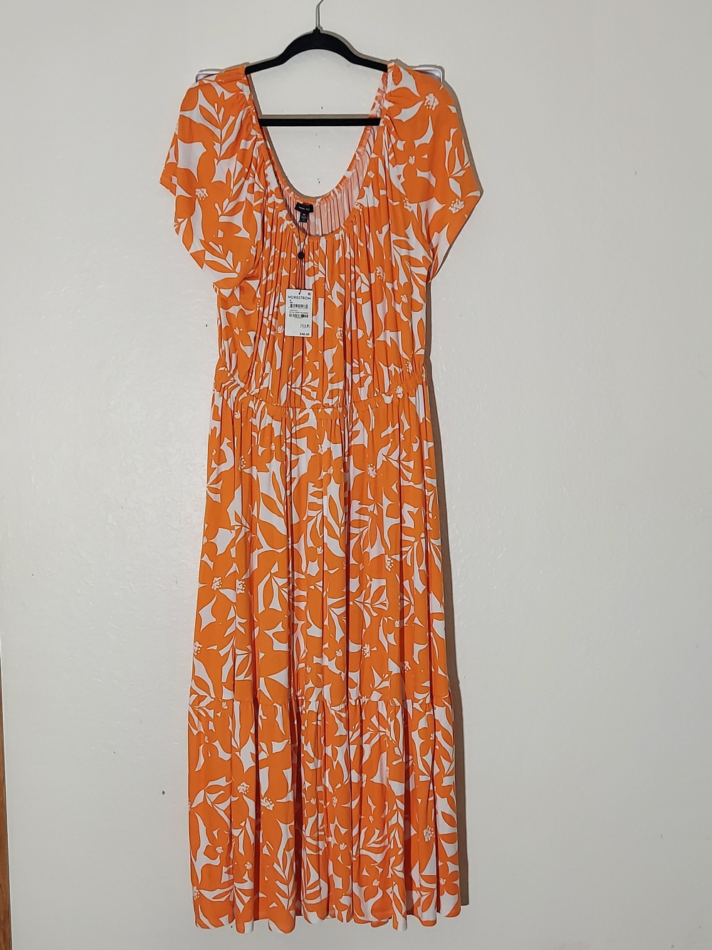 Universal Stanard Petal Print Orange/White Floral Maxi Dress Women's  Size M NWT